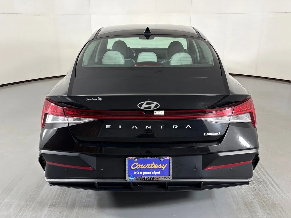 Used 2024 Black Hyundai Limited image 7