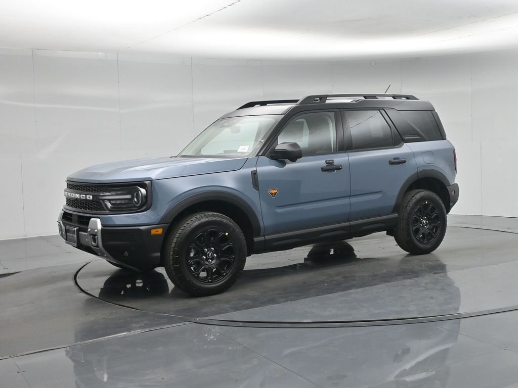 New 2026 Azure Gray Metallic Tri-Coat Ford Badlands image 28