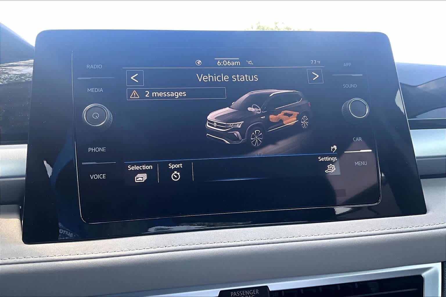 New 2026 Platinum Gray Metallic Volkswagen 1.5T SE image 18