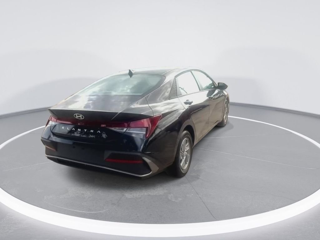 Used 2026 Black Hyundai SE image 8