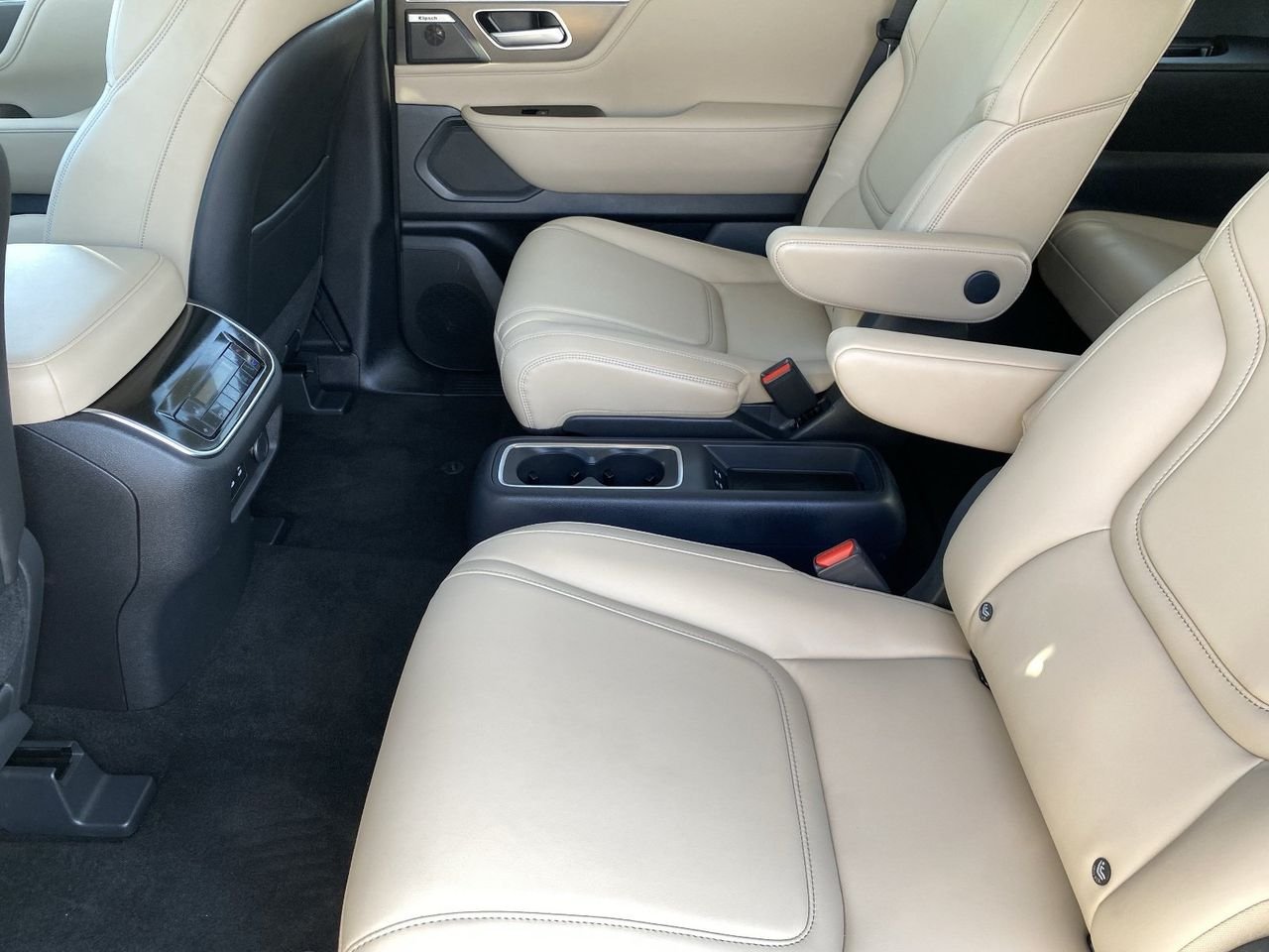 2026 INFINITI QX80 Pure - Photo 15