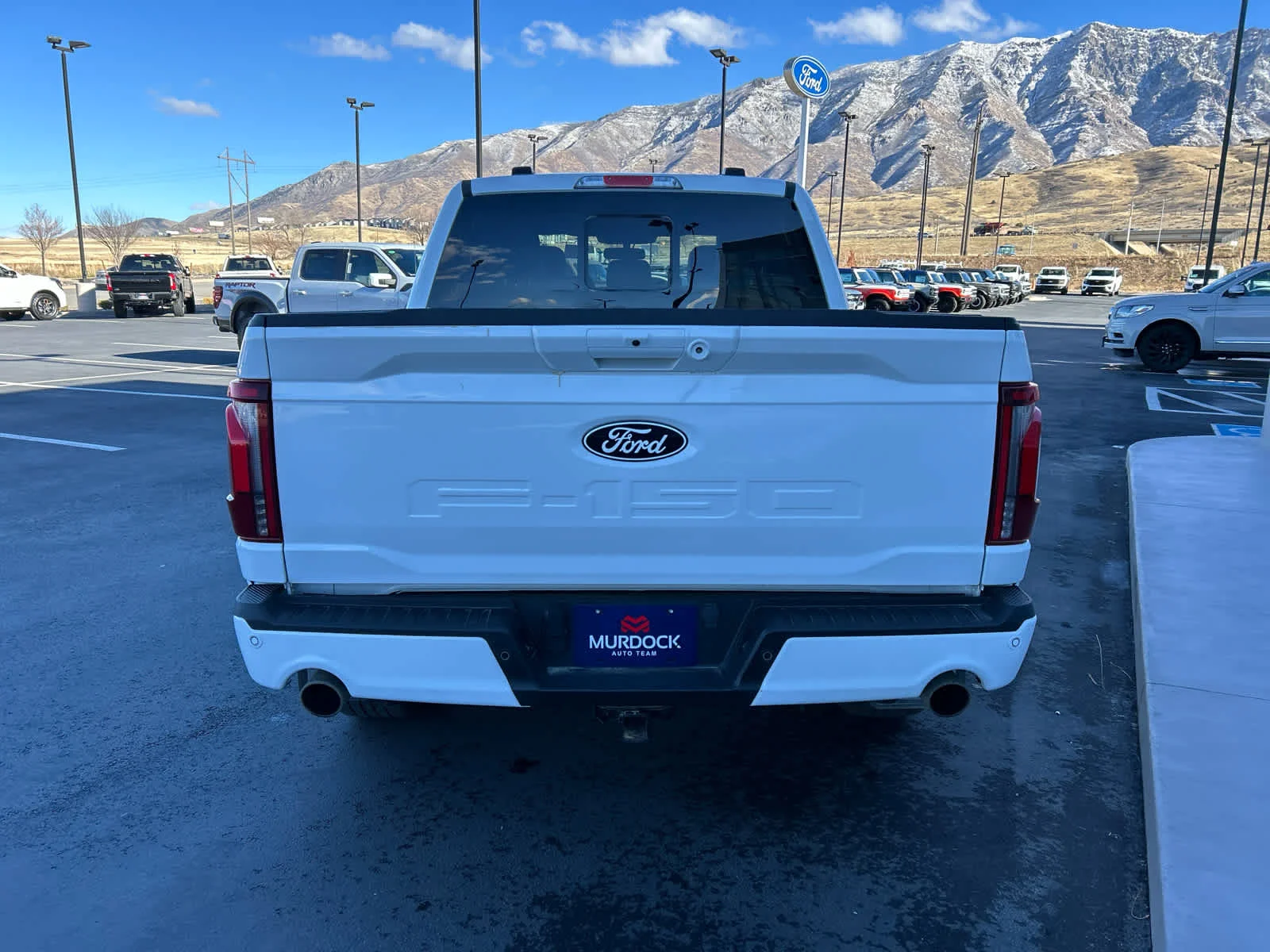 Certified Used 2025 Oxford White Clearcoat Ford LARIAT image 10