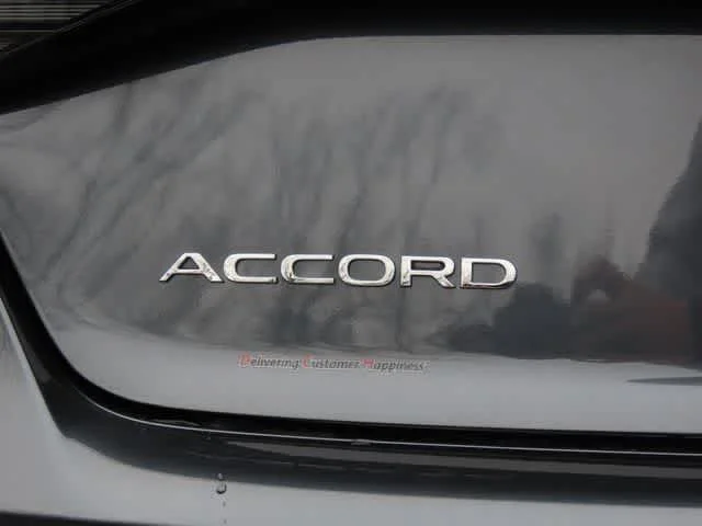 New 2026 Meteorite Gray Metallic Honda SE image 7