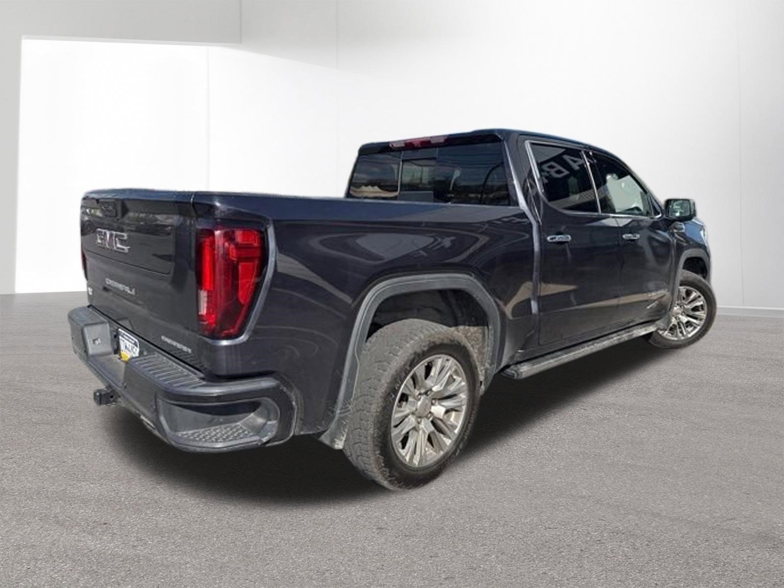 Used 2022 Titanium Rush Metallic GMC Denali image 30