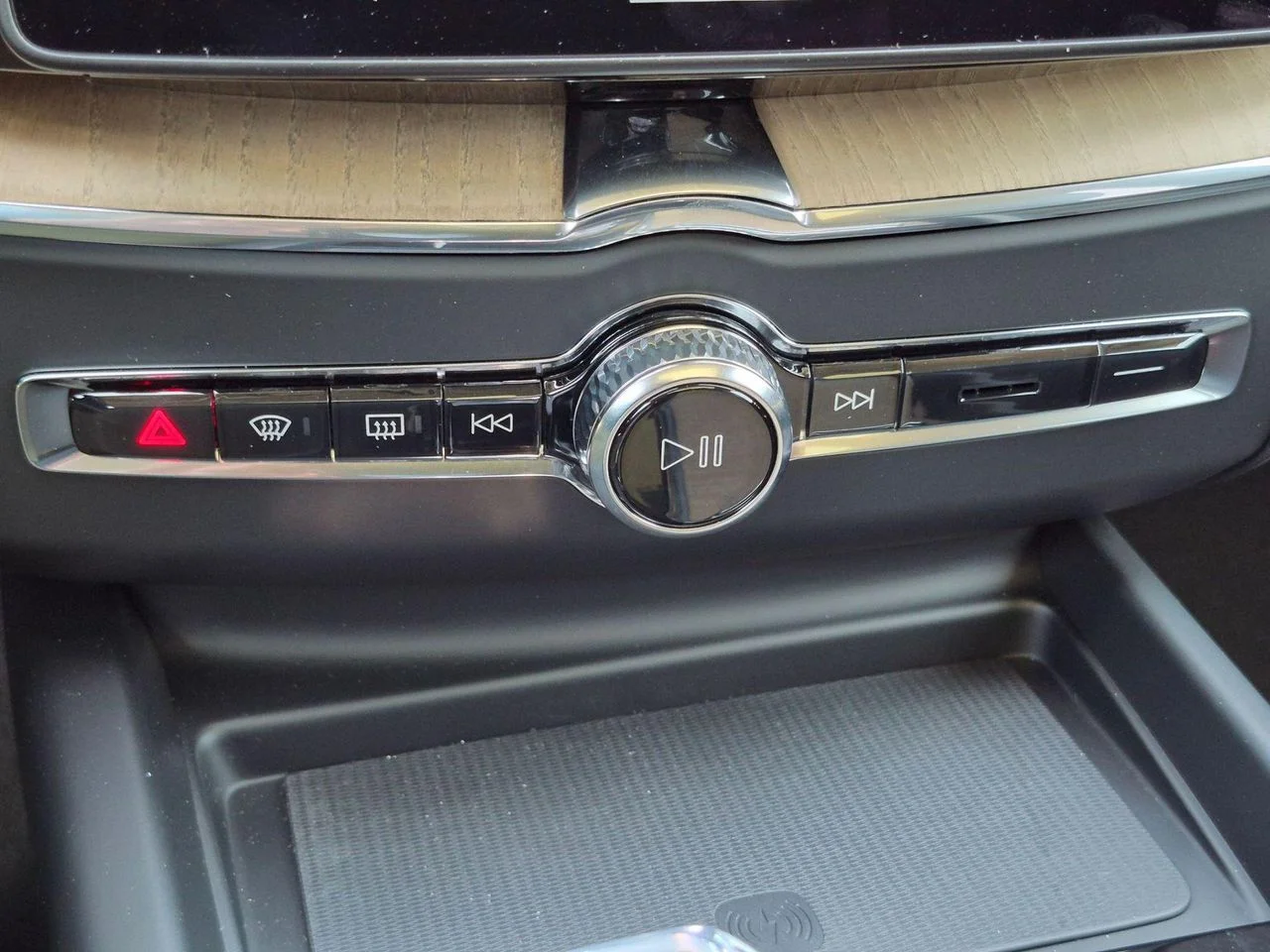 2026 Volvo XC60 Ultra - Photo 9