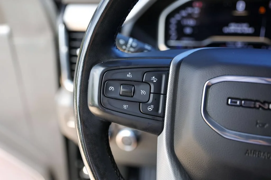 Used 2024 Onyx Black GMC Denali image 17