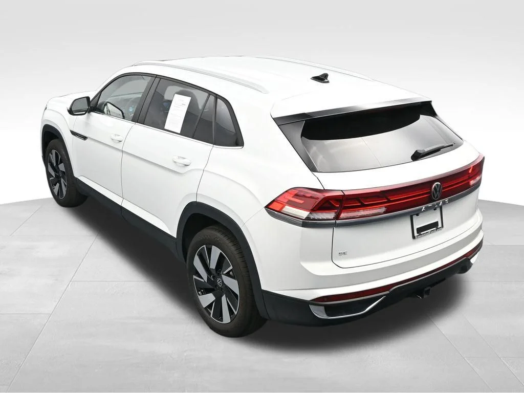 2025 Volkswagen Atlas Cross Sport SE w/Tech - Photo 35