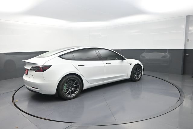 Used 2022  Tesla Long Range image 7