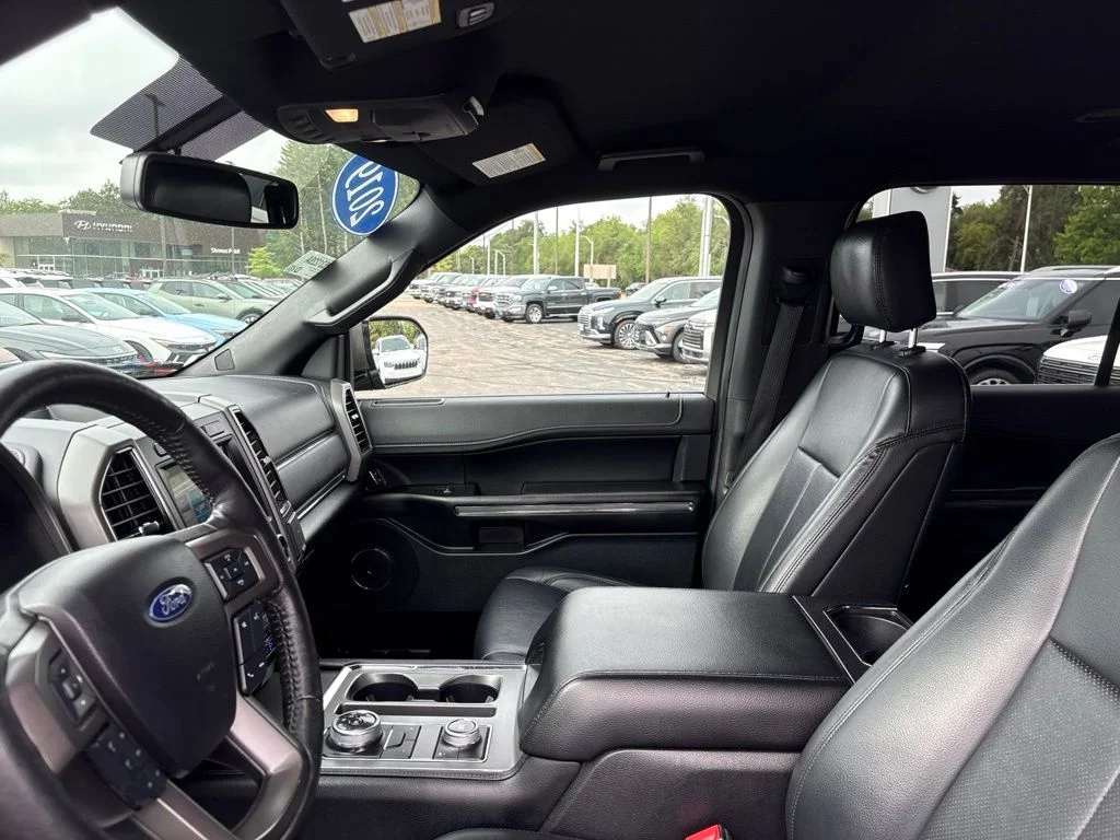 Used 2019 Stone Gray Metallic Ford XLT image 12