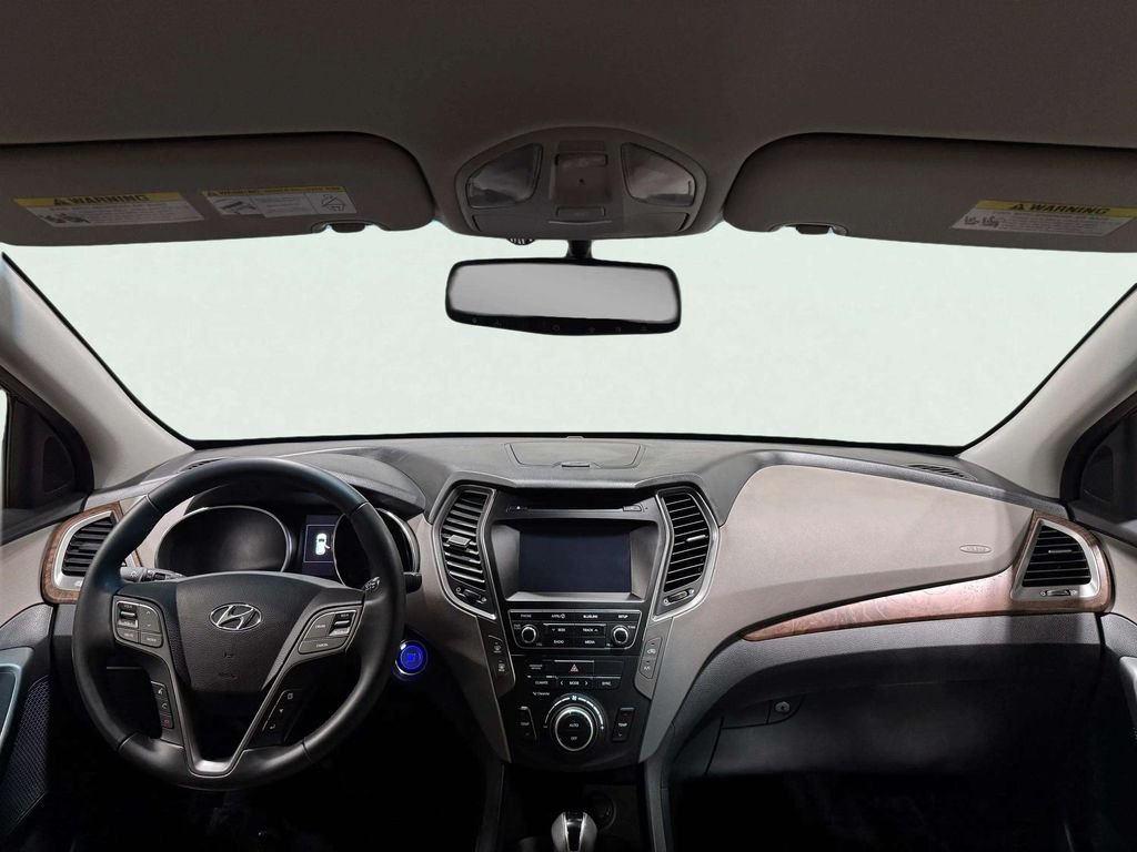 Used 2018 Black Hyundai 2.0T image 9