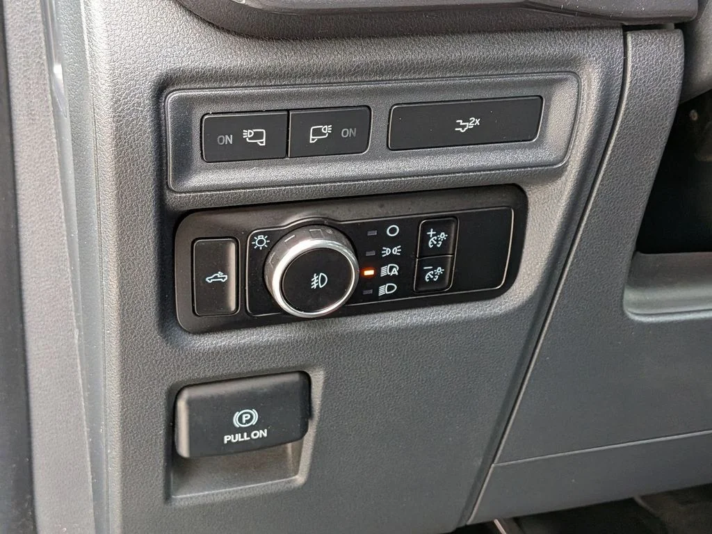 Used 2023 White Ford XLT image 14