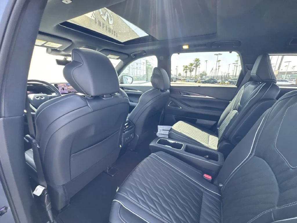 New 2027 2T MNBW BLUE INFINITI Autograph AWD image 22