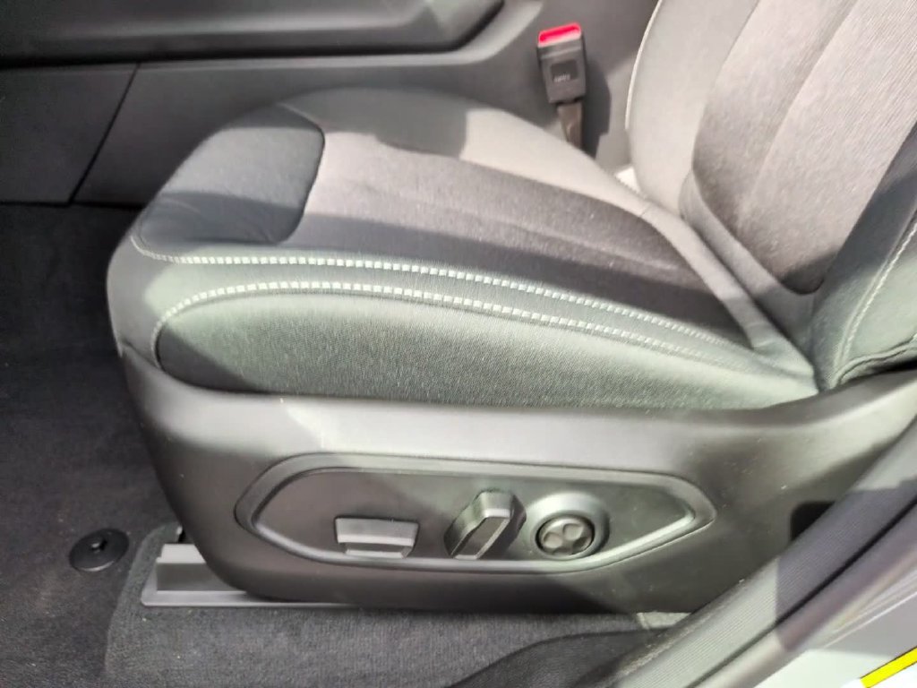 New 2027 Gray Jeep Laredo image 17