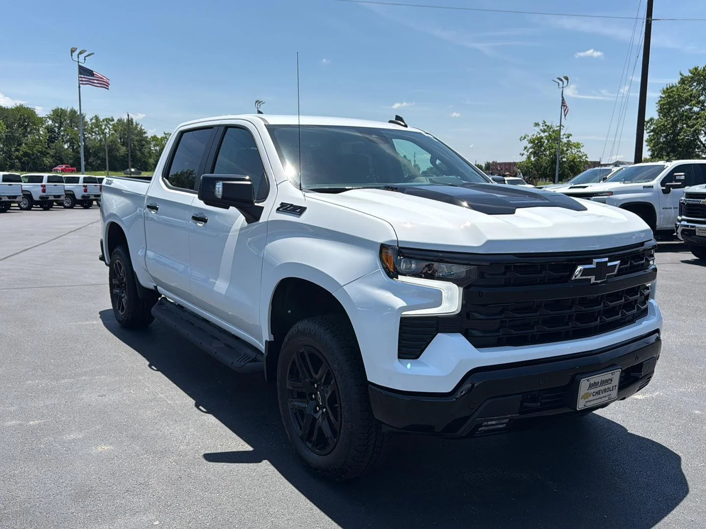 New 2026 Summit White Chevrolet LT Trail Boss image 2