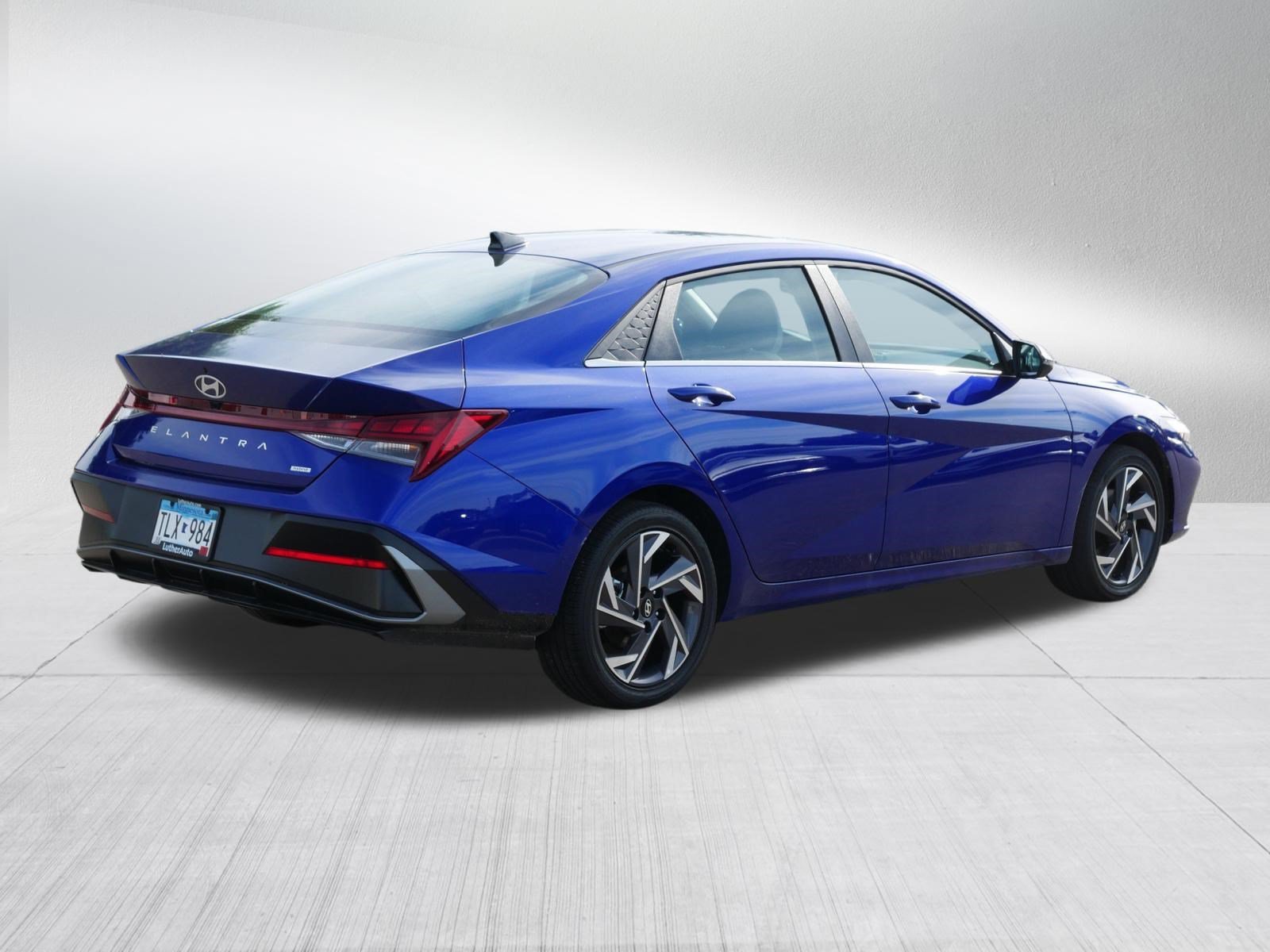2026 Hyundai Elantra Limited - Photo 7