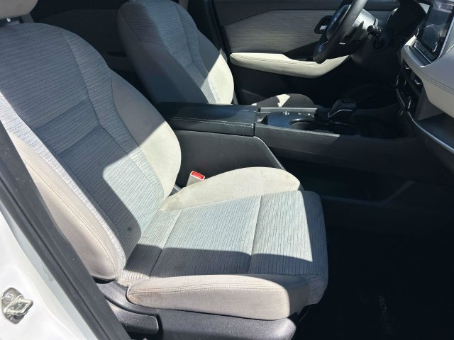 Used 2023 White Nissan SV image 24