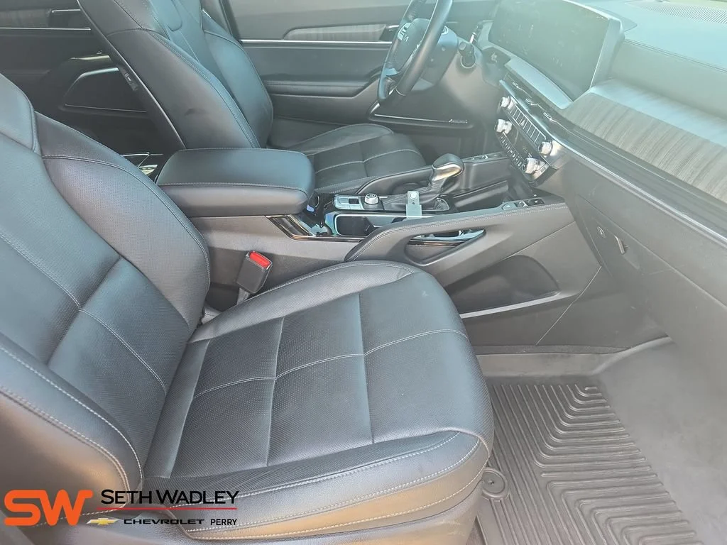 Used 2023 Ebony Black Kia SX image 10