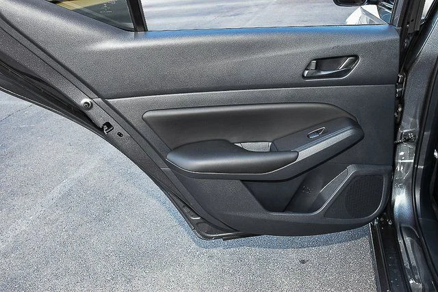2025 Nissan Altima S - Photo 17