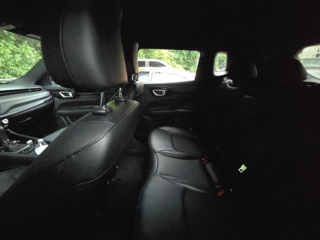Used 2024 White Jeep Trailhawk image 9