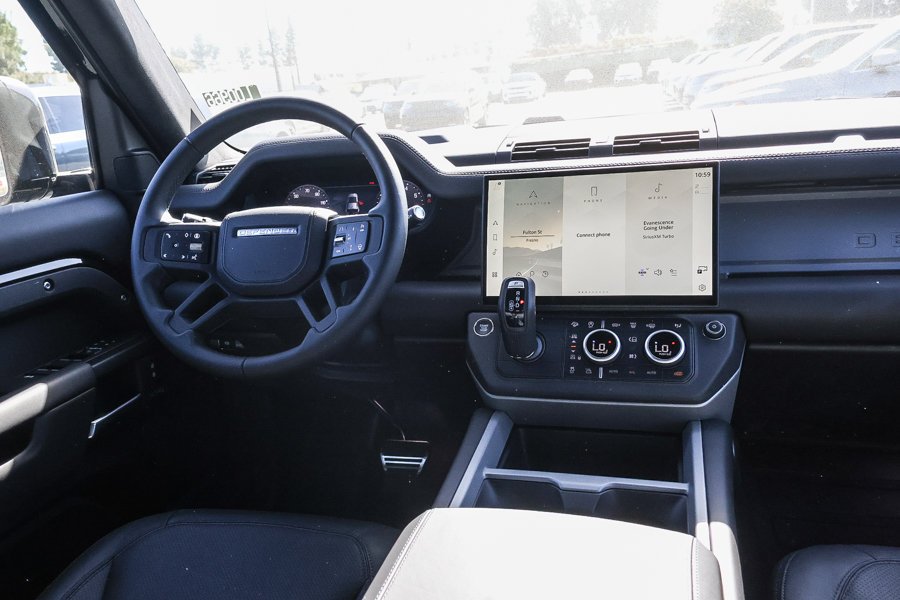 New 2026 Santorini Black Land Rover X image 16