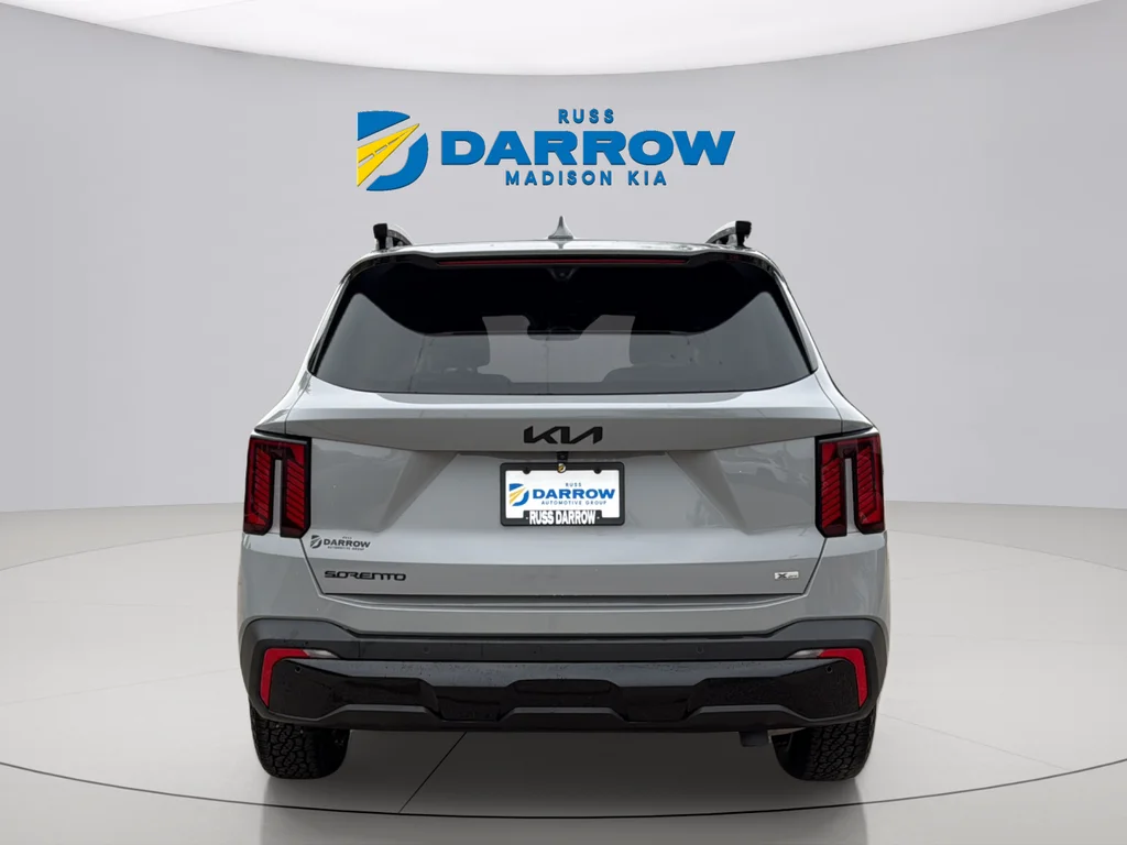 Used 2026 Wolf Gray Kia X-Pro SX Prestige image 4