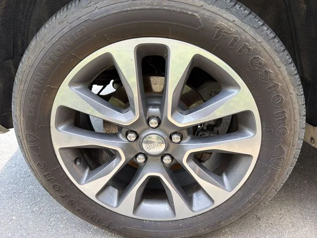 Used 2017 White Jeep Overland image 18