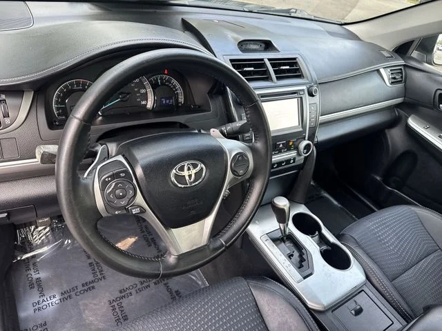 Used 2013 Black Toyota SE image 15