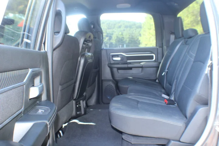 Used 2025  Ram Big Horn image 16