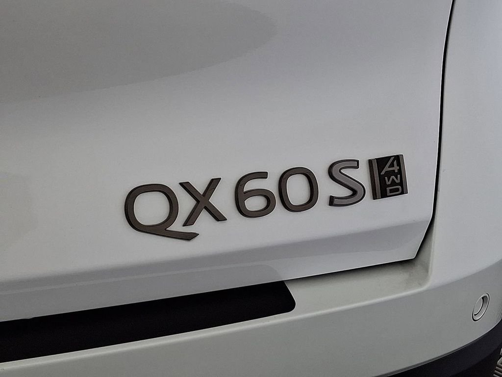 New 2026 RADIANT WHITE INFINITI Sport AWD image 23