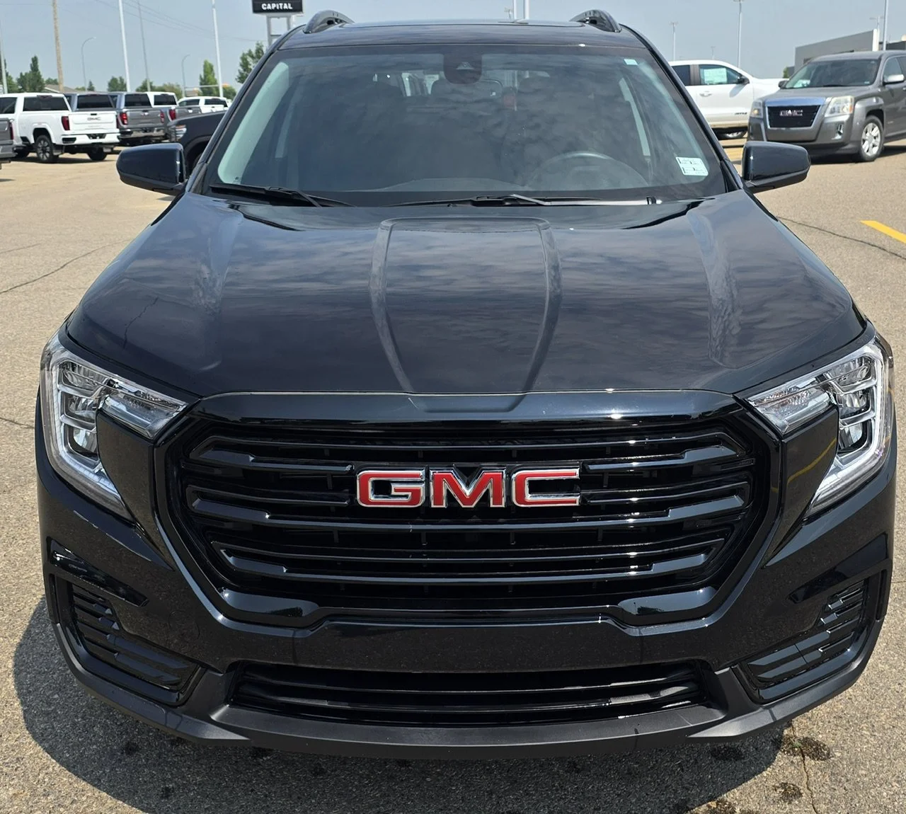 Used 2024 Black GMC SLE AWD Sunroof image 8