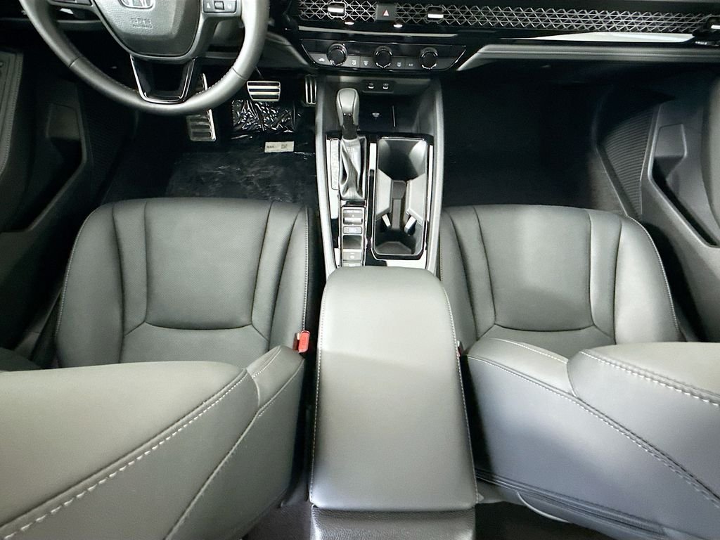 2026 Honda Accord Hybrid Sport-L - Photo 17