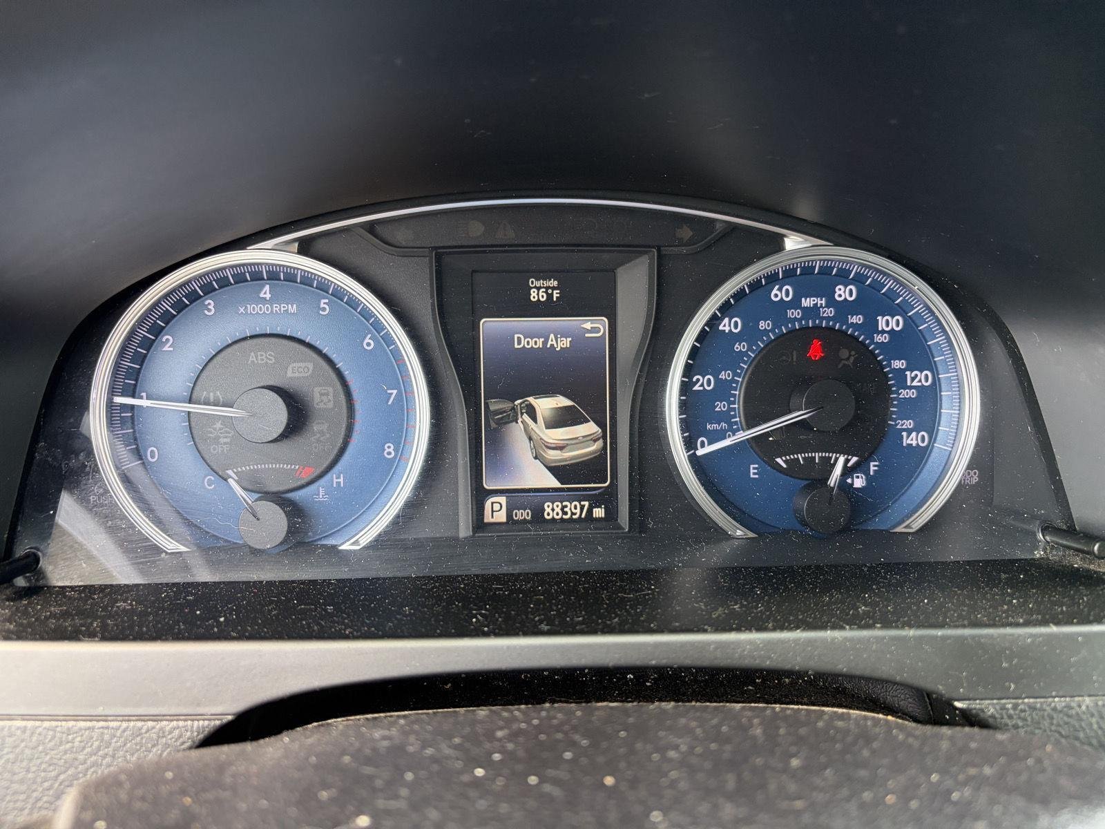 Used 2017 Super White Toyota XSE image 9
