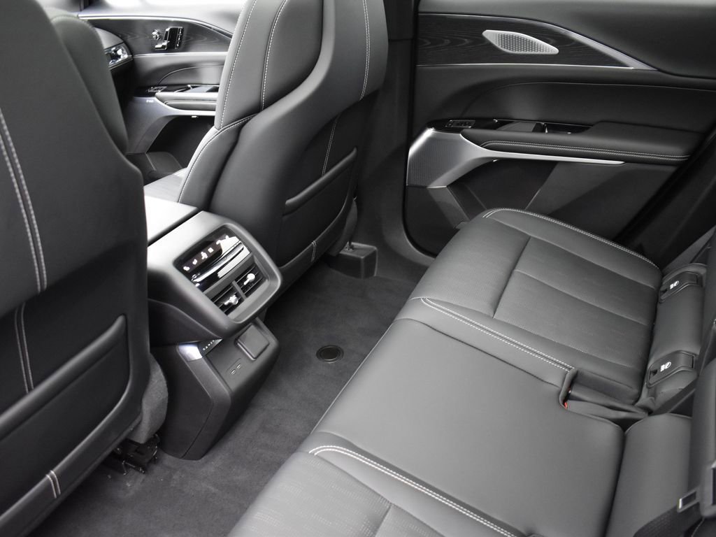 2024 CADILLAC LYRIQ - Image 26