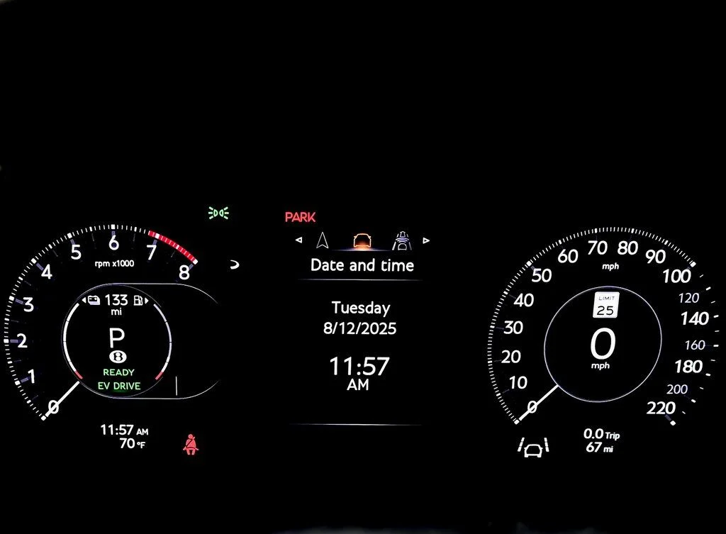 2025 Bentley Flying Spur - Photo 38
