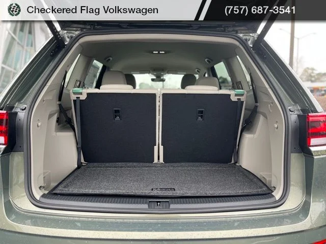 New 2026 Green Volkswagen 2.0T SE w/Technology image 32