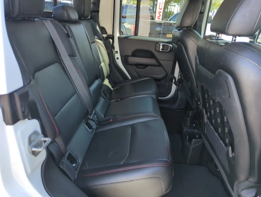 Used 2023 White Jeep Rubicon image 30