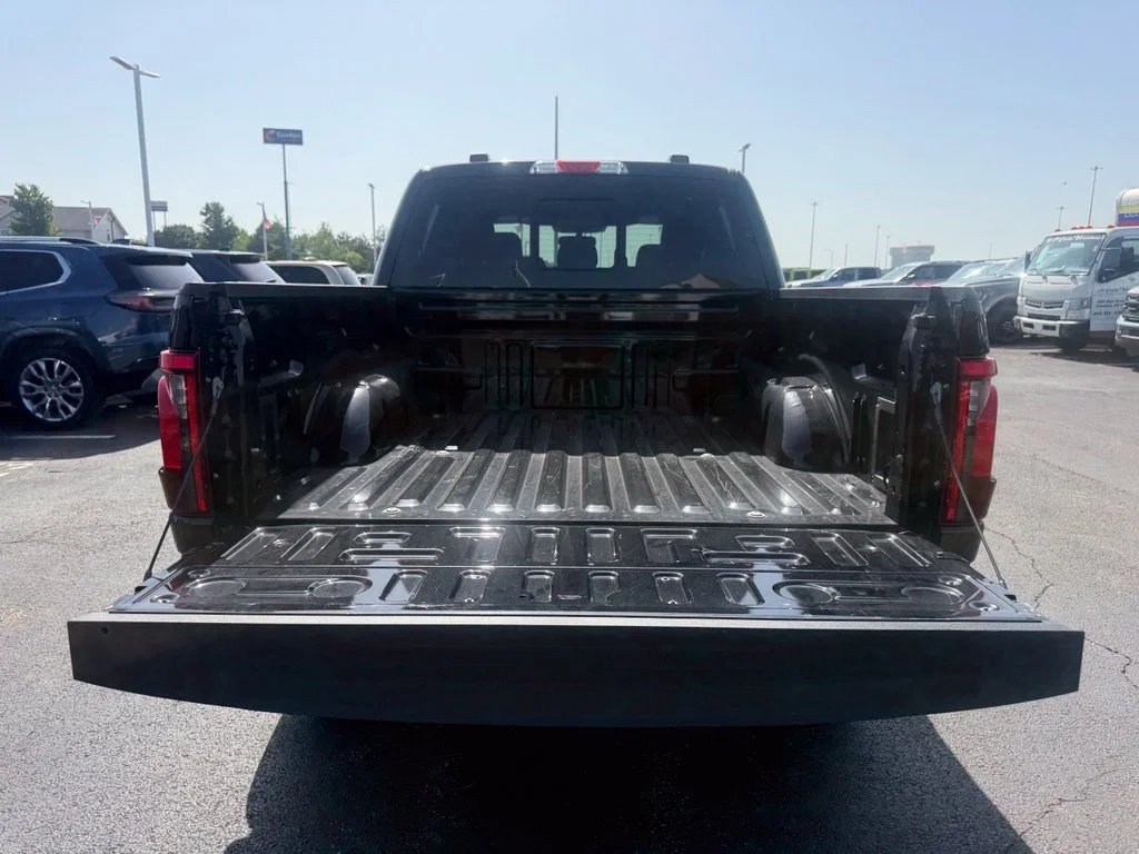 New 2026 Agate Black Metallic Ford XLT image 46