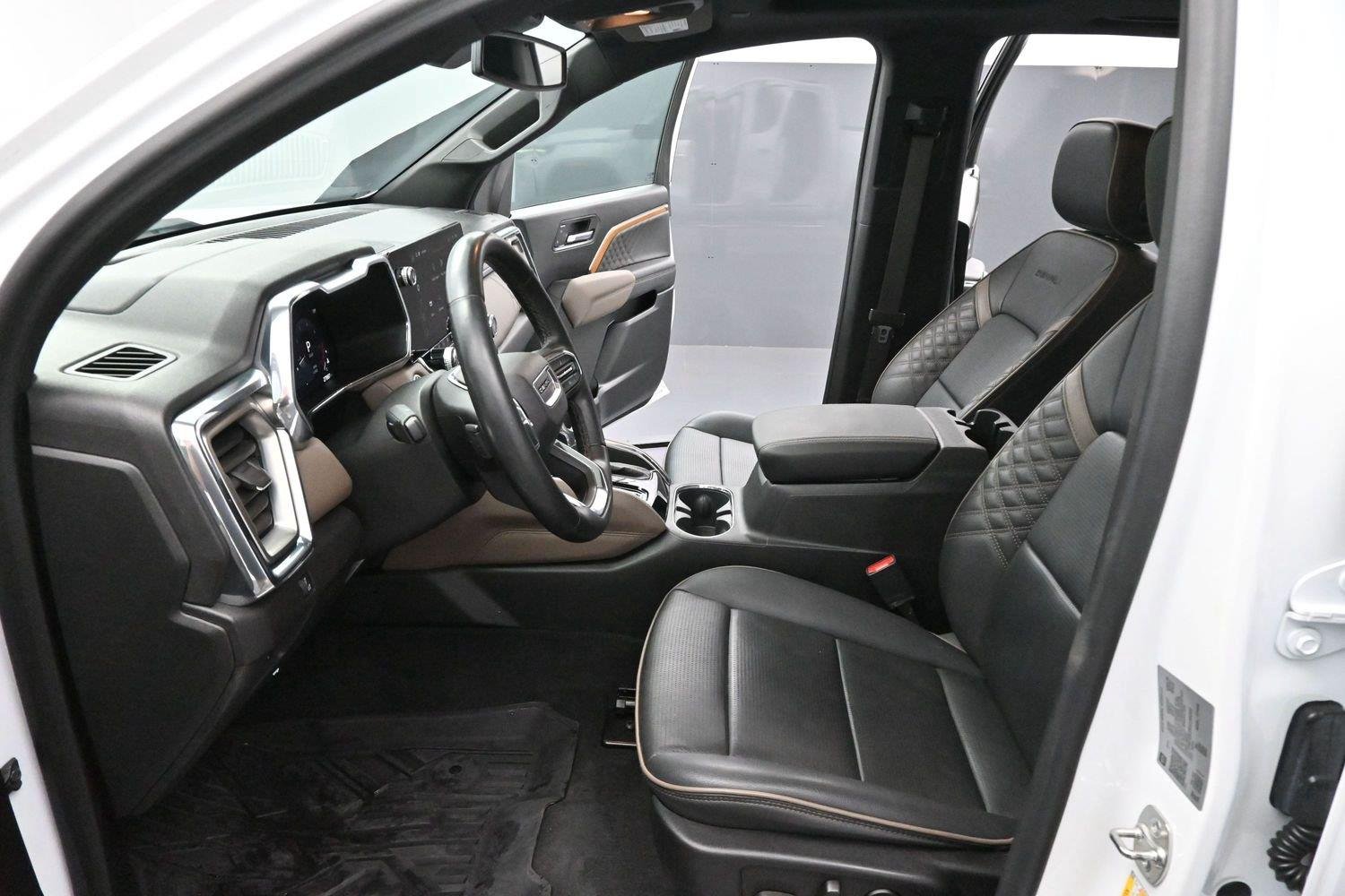 Used 2024 Summit White GMC Denali image 12
