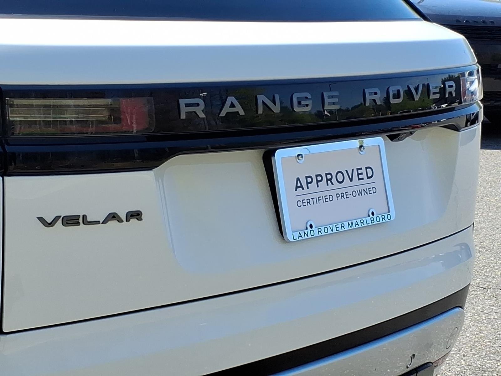 Certified Used 2026 Fuji White Land Rover S image 19