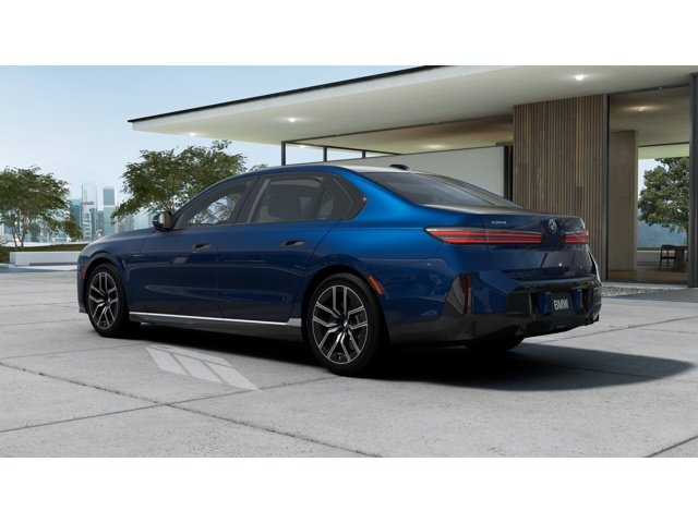 New 2027 Tanzanite Blue II Metallic BMW 740 image 2