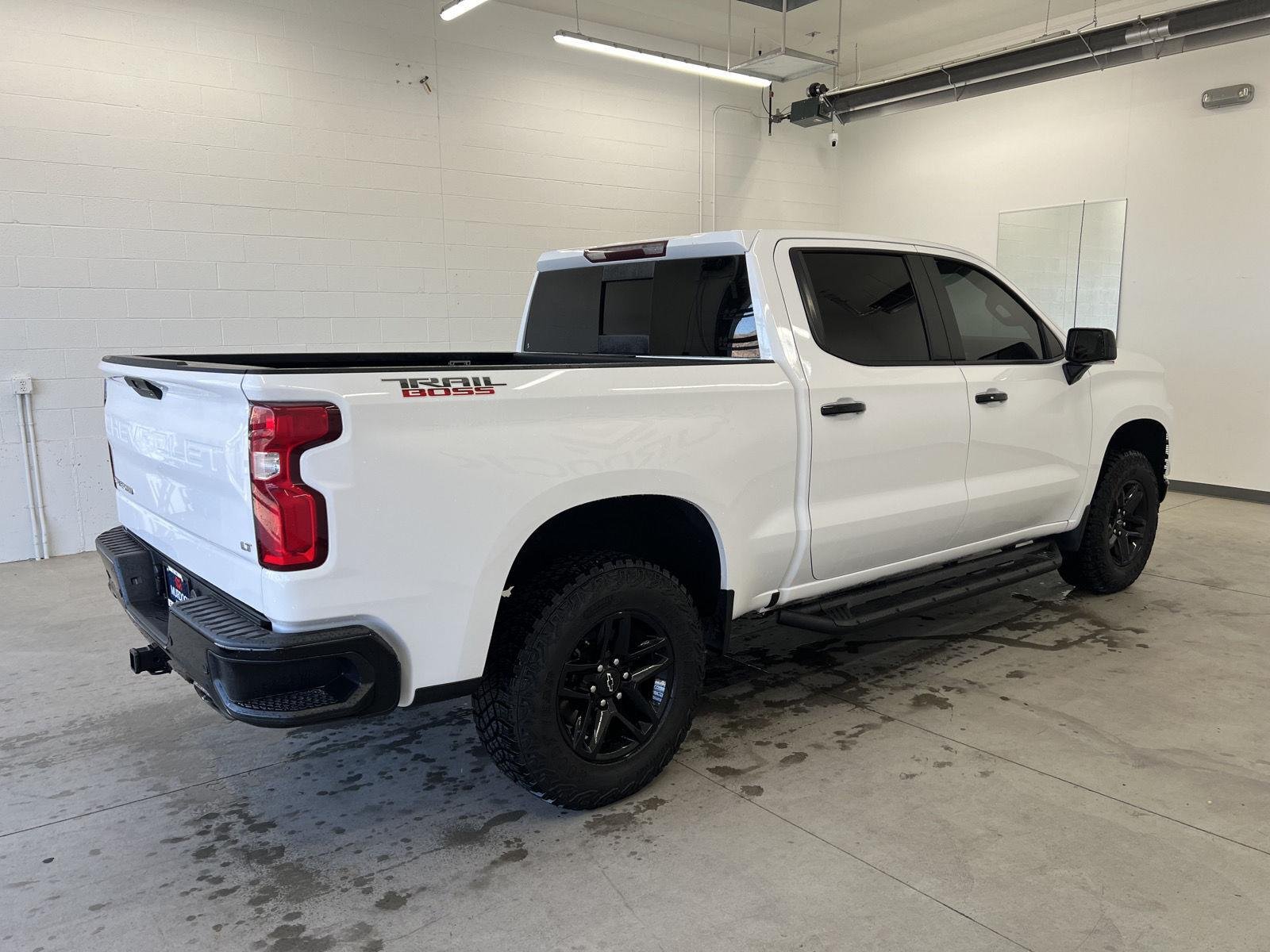 Used 2020 Summit White Chevrolet LT Trail Boss image 4