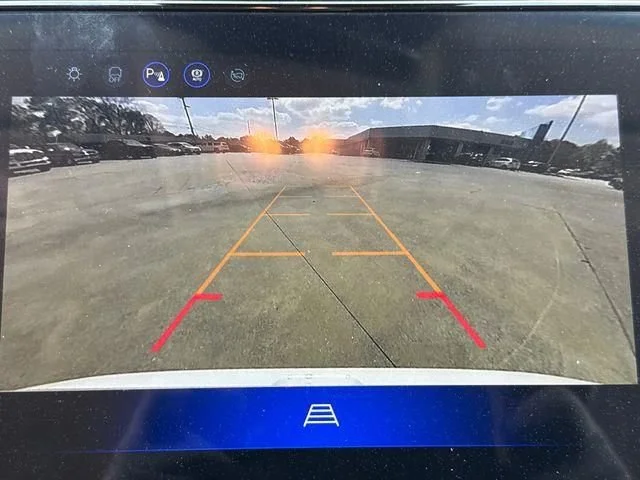 New 2027 Summit White Chevrolet RS image 28