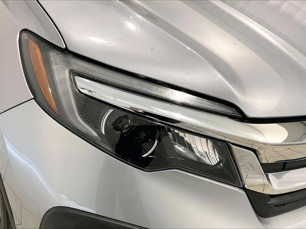 Used 2019 Silver Honda EX image 33
