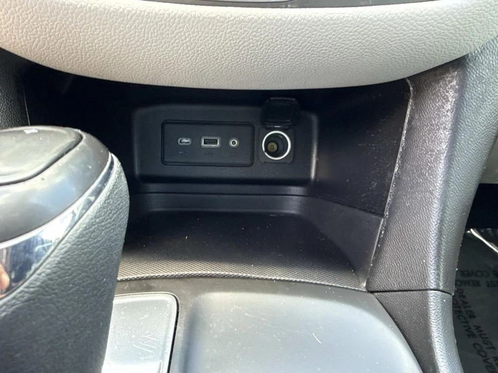Used 2020 Black Chevrolet LS image 31