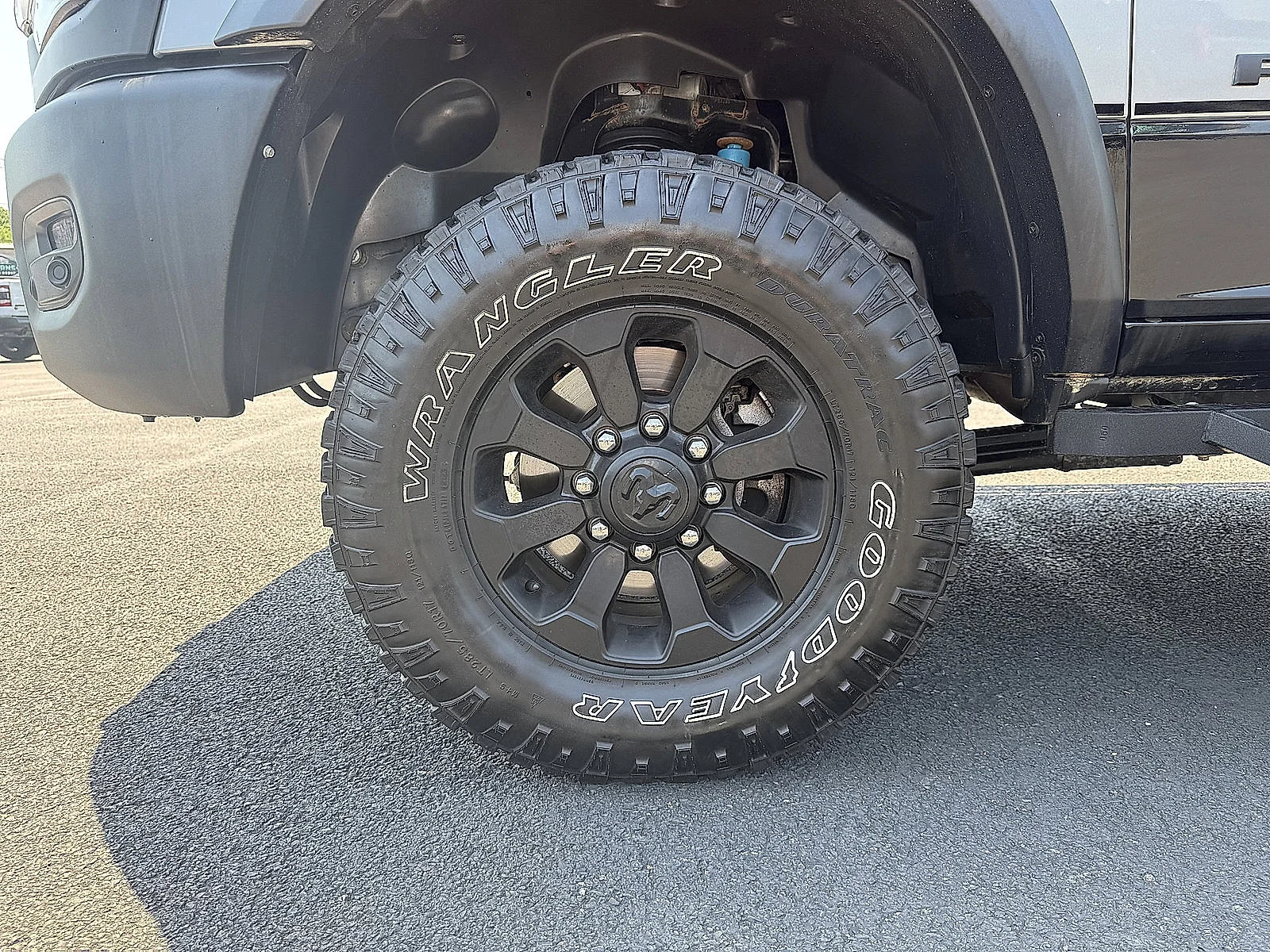 Used 2023 Billet Silver Metallic Clearcoat Ram Power Wagon image 18
