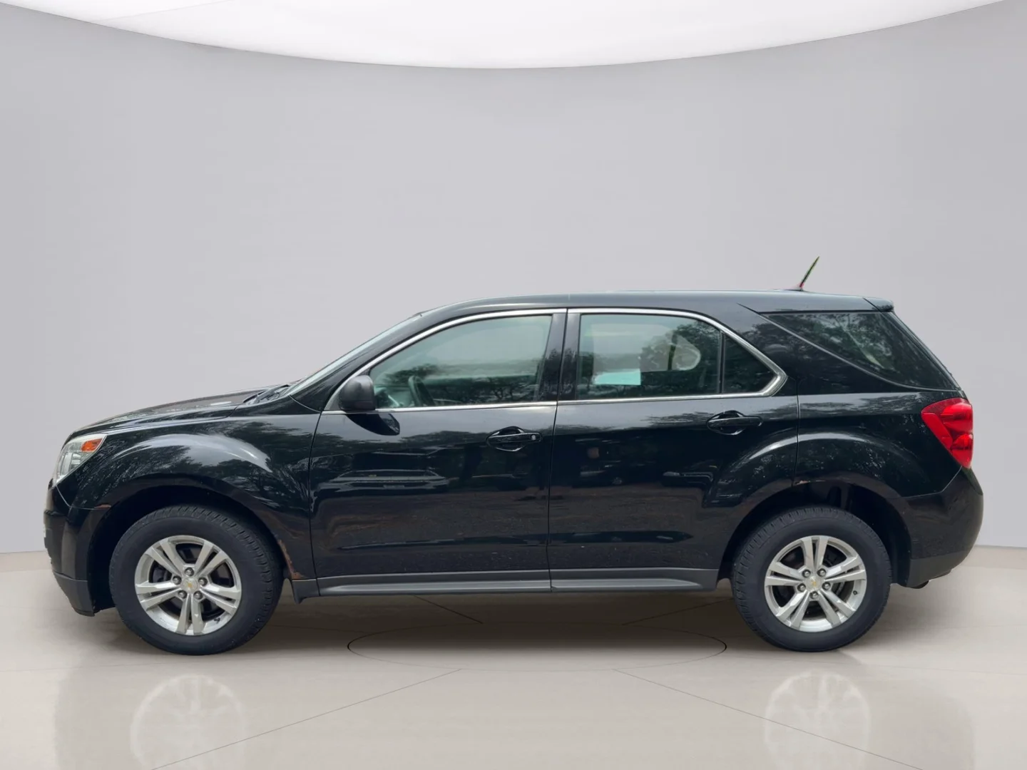 Used 2014 Black Chevrolet LS image 2