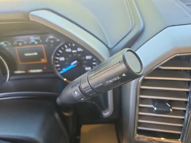 Used 2017 White Ford Lariat image 26
