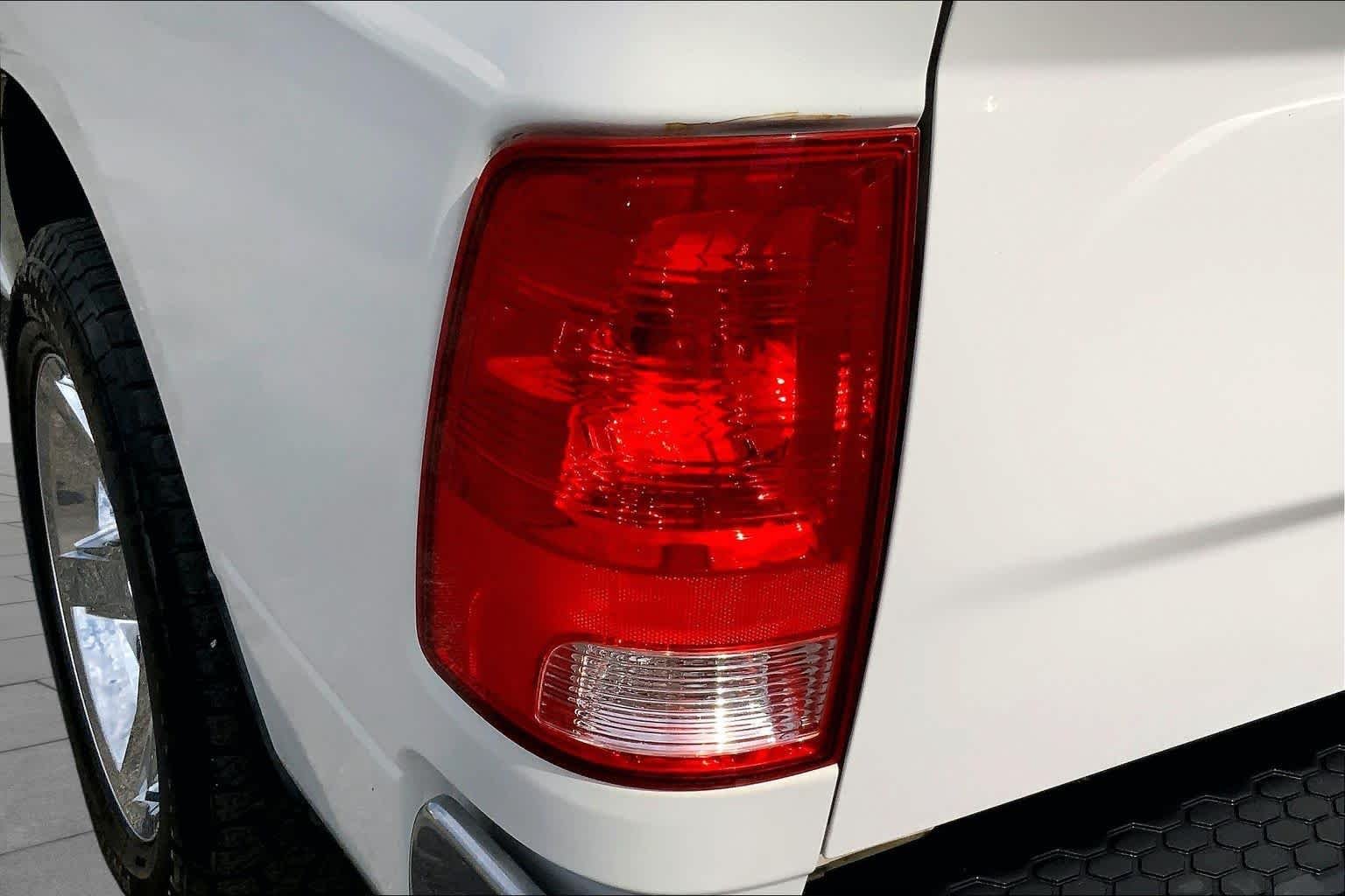 Used 2012 Bright White Ram Lone Star image 24