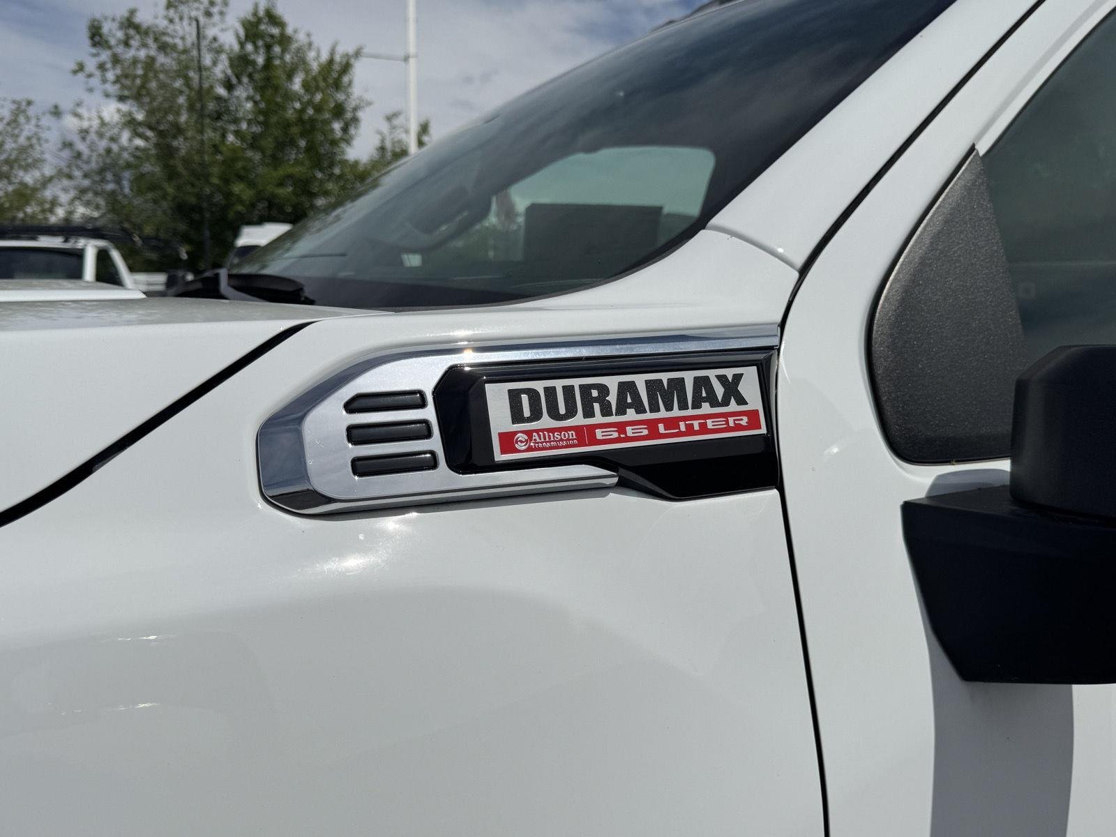 2025 GMC Sierra 3500HD Pro - Photo 12