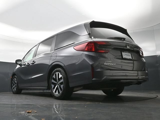 Certified Used 2025 Modern Steel Metallic Honda EX-L image 61